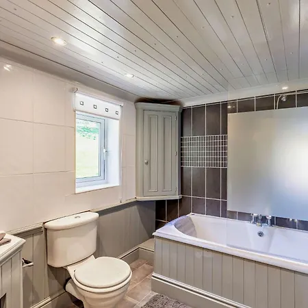 2 Bed In 91684 * Pateley Bridge